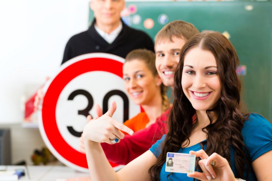 Autoescuela Joven Autoescuela Joven